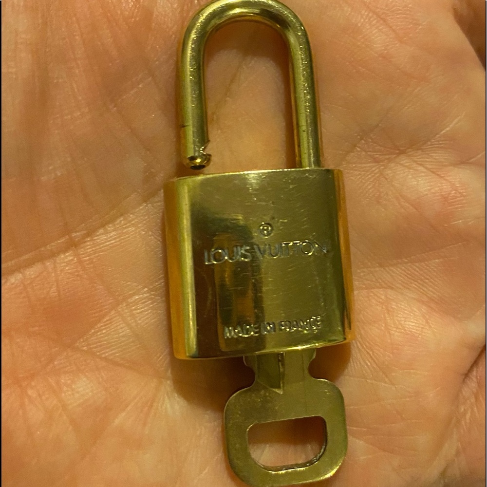Louis Vuitton lock and key